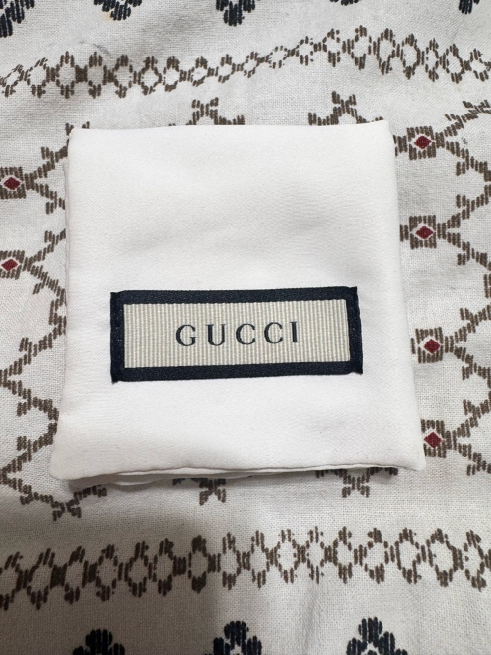 Gucci Silver Interlocking G Rope Circle Stud Earrings - Sterling Tone - Picture 2 of 5